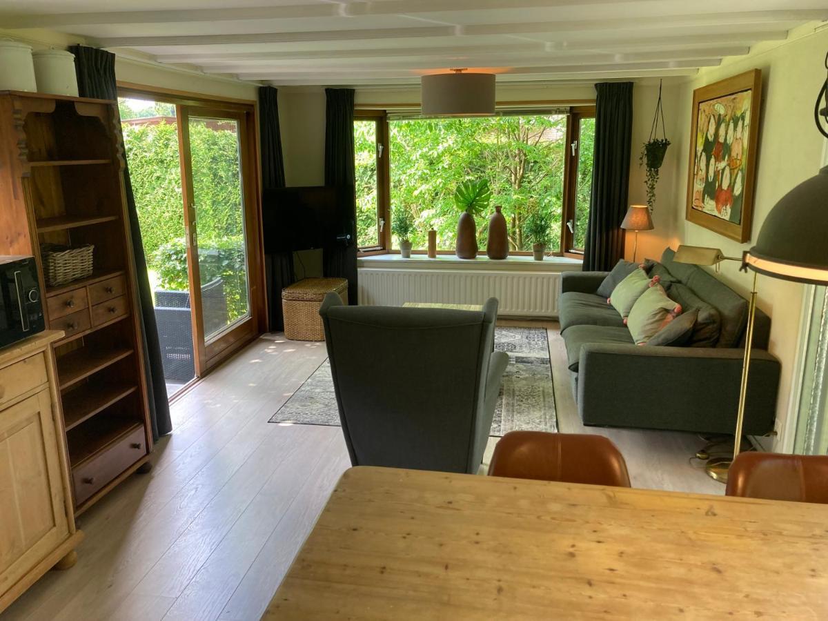 Chalet Wild Forest, Knus Chalet Op De Veluwe Met Gratis Parkeren プッテン エクステリア 写真